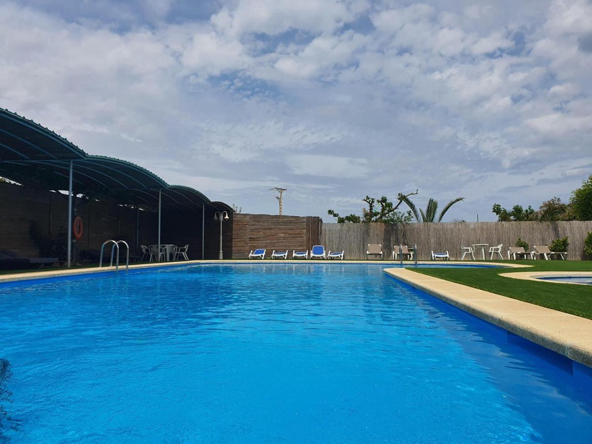 Hotel Riomar Sant Martí d'Empúries Bagian luar foto