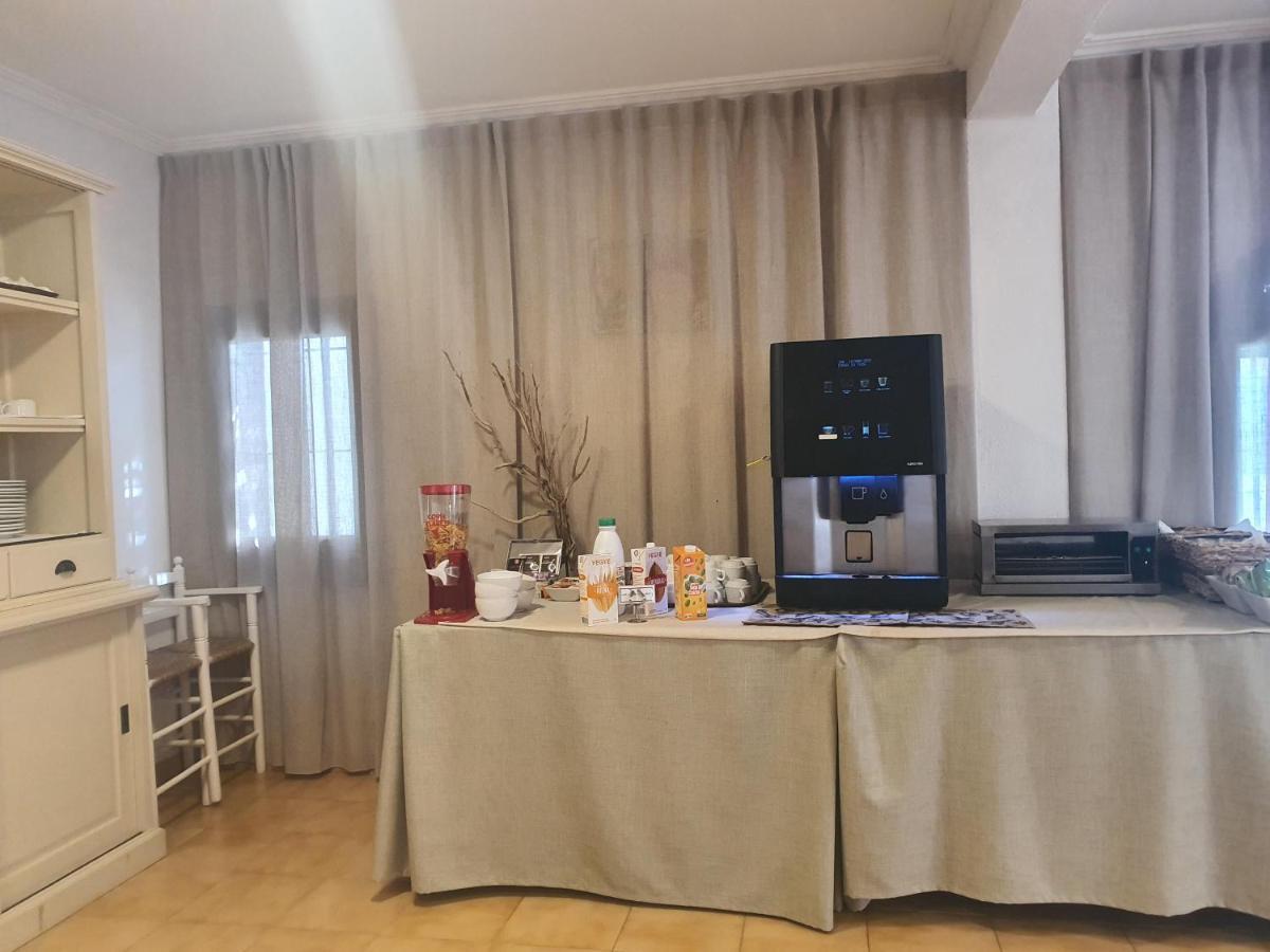 Hotel Riomar Sant Martí d'Empúries Bagian luar foto
