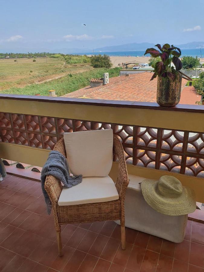 Hotel Riomar Sant Martí d'Empúries Bagian luar foto