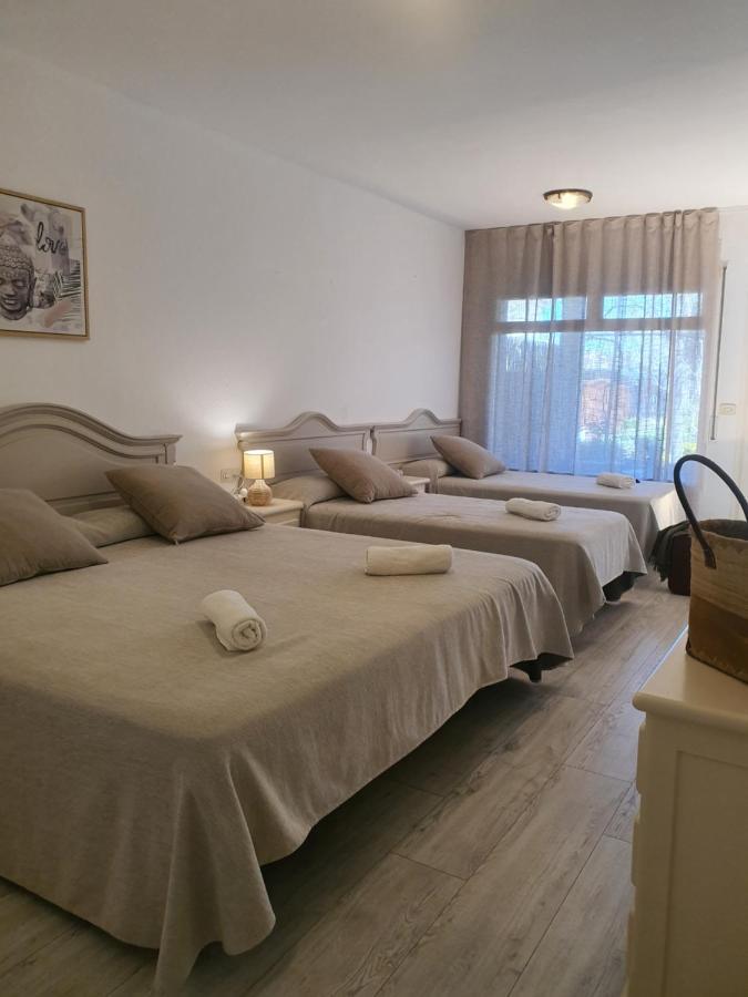Hotel Riomar Sant Martí d'Empúries Bagian luar foto